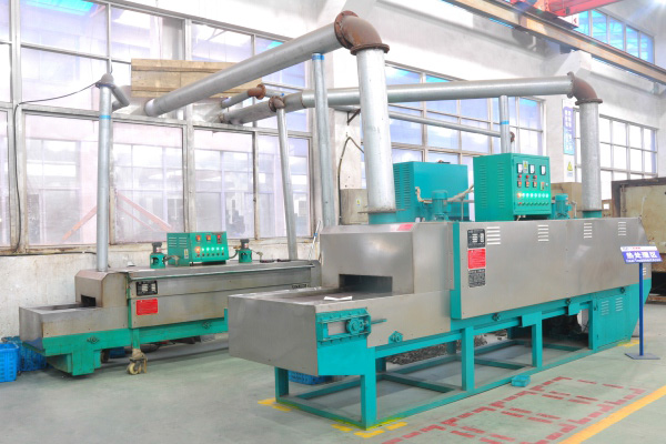 連續式(shì)回火爐