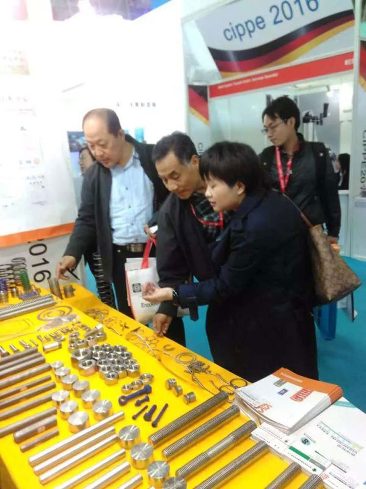 三和彈簧參(cān)與全球最大(da)的中國國際(ji)石油石化展(zhǎn)覽會