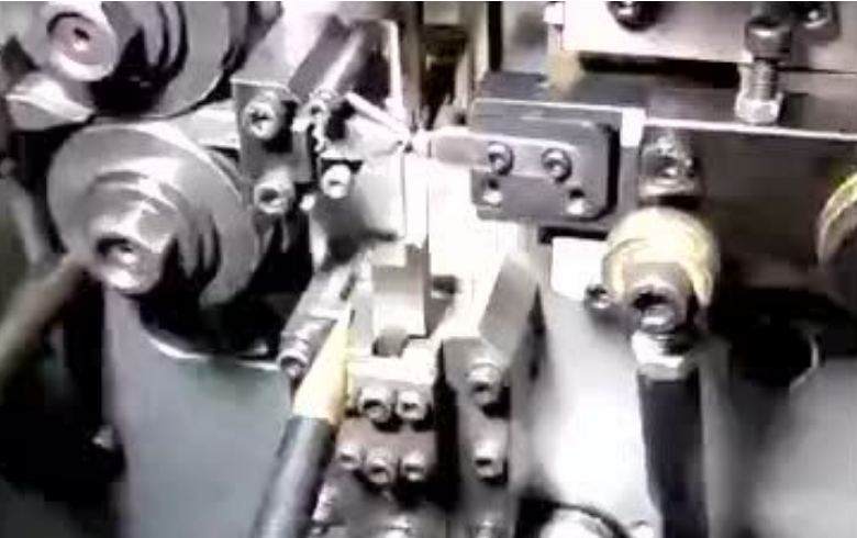 三和彈(dan)簧--高溫模具彈簧(huáng)